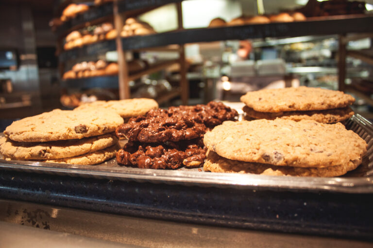 Paradise Bakery Chocolate Chip Cookies Recipe